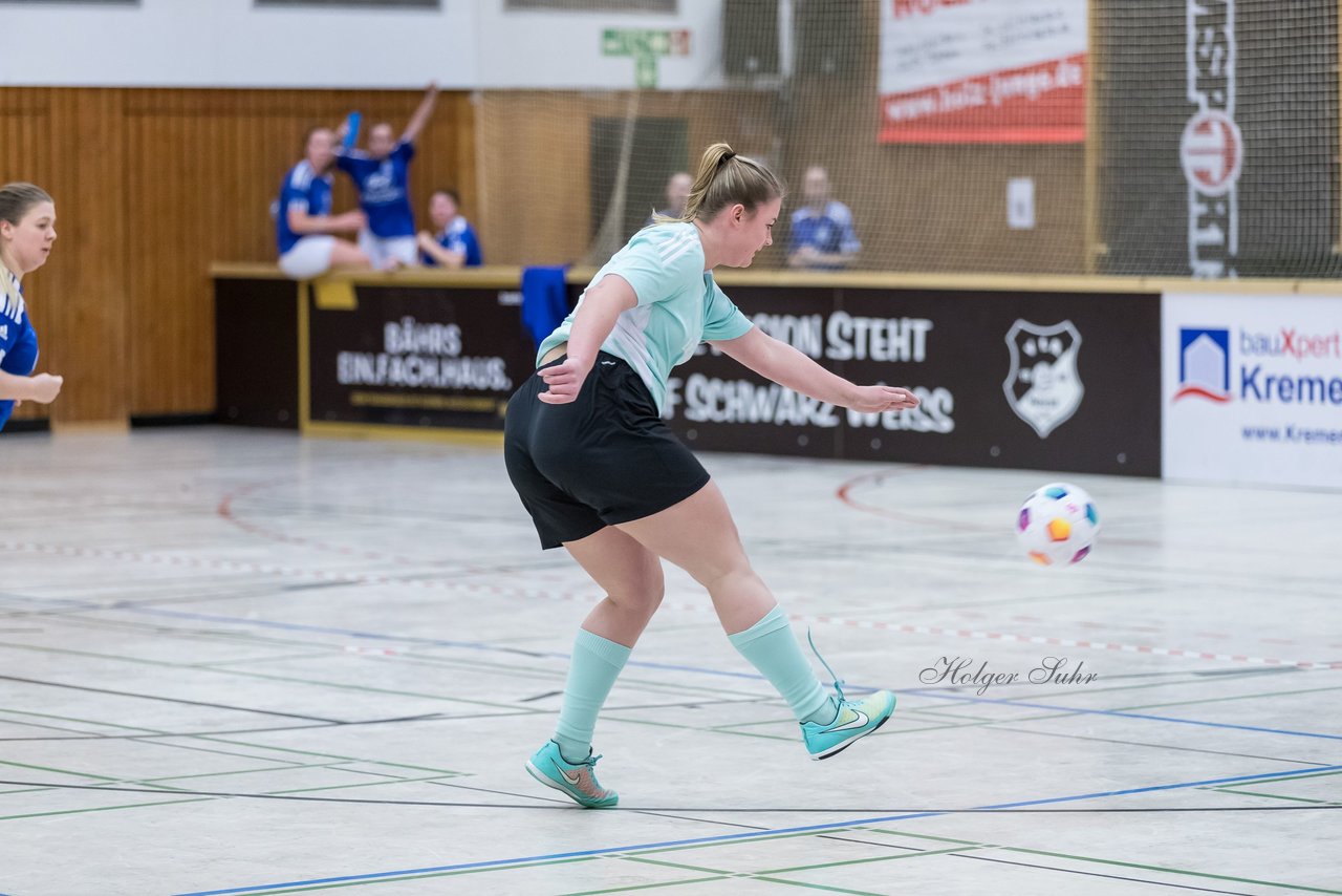 Bild 69 - VR Bank Cup Horst